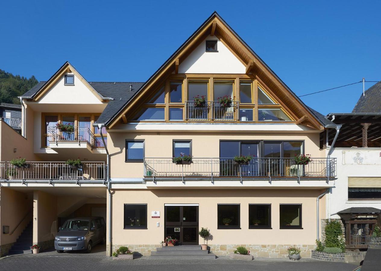 Weingut Eduard Kroth ブリーデル エクステリア 写真